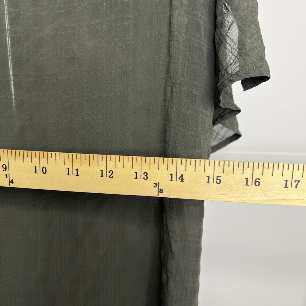 14th & Union Womens Charcoal Gray Checkered Blouse Size Small~Split Shoulder NWT - Picture 7 of 9